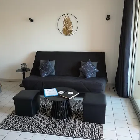 Apartment Home Cavalaire